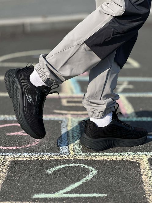 Hovedbilde Skechers Max Cushioning Elite Bridgeport Svart Dame - vanntett