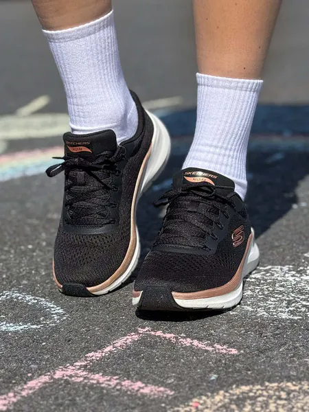 Hovedbilde Skechers Arch Fit 2.0 - Glow The Distance - Joggesko